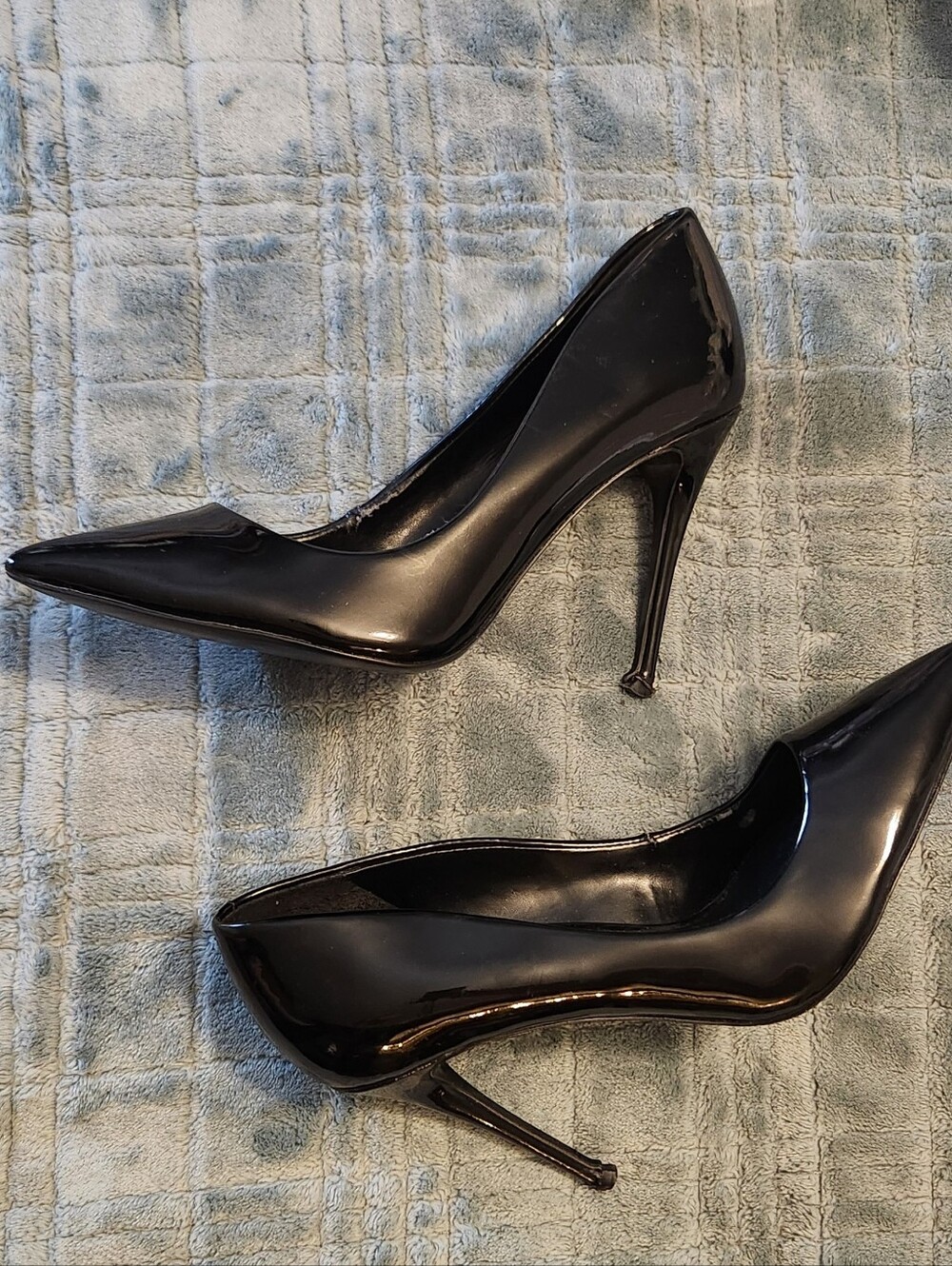 Womens Shiny Black Aldo Stiletto Heels, 8